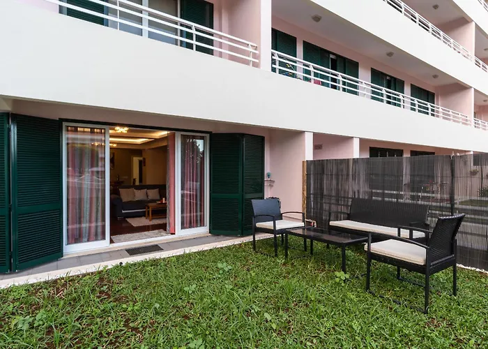 Casa Branca With Garden By Hr Madeira